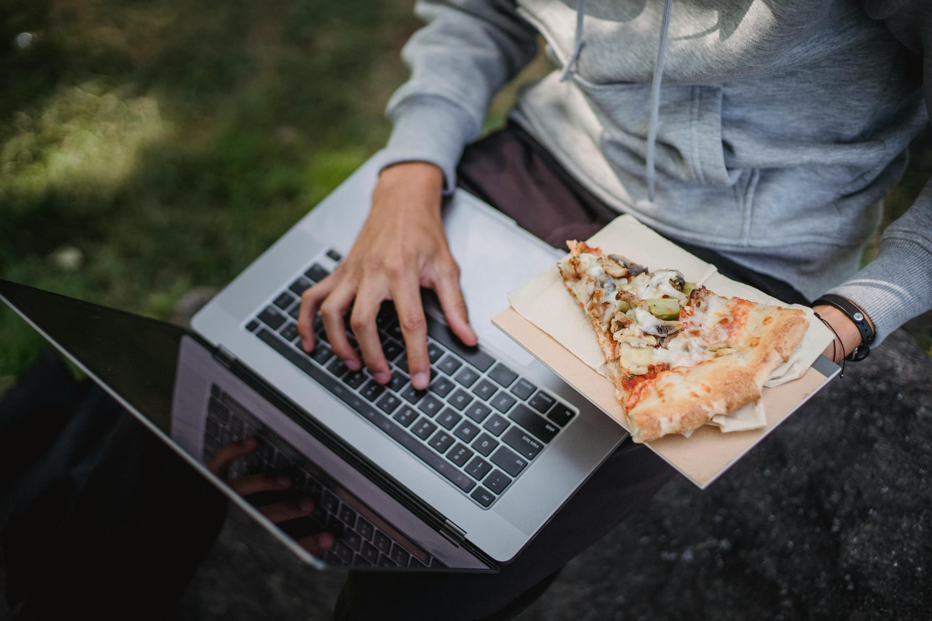 Traveler researching affordable food options online